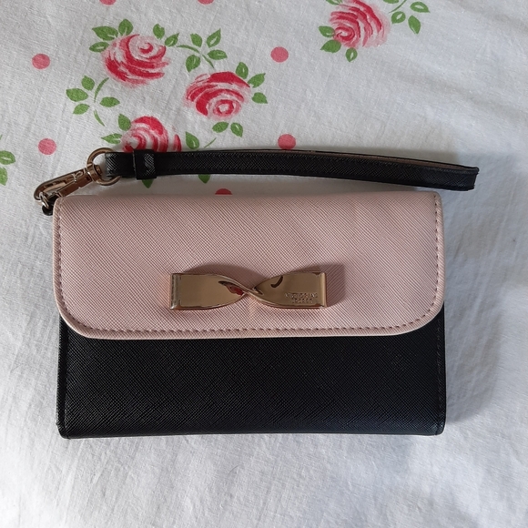 Victoria's Secret Pink and Black Wallet with Mirror - Picture 2 of 10